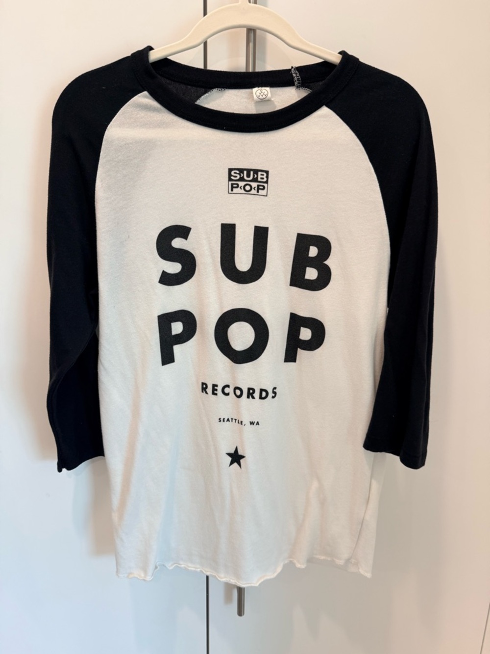 Sub Pop Records - Black & White Raglan T-Shirt - Unisex Size M